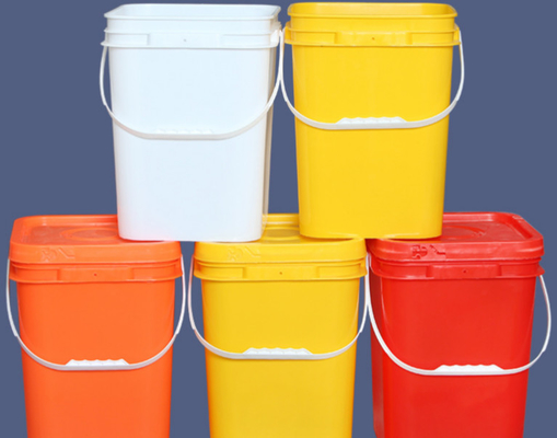 De Vierkante Plastic Emmer van de effectweerstand met Handvat