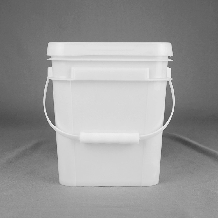 Chemisch bestand wit vierkant plastic emmers met IML-printing voor duurzame opslagopties