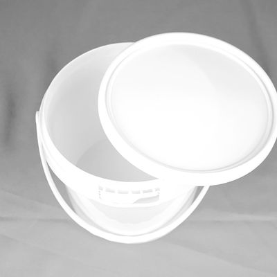 SGS verklaarde Emmer van het 2 Liter de Plastic Voedsel Duurzaam met Handvatten en Deksels