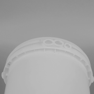 Kleine Capaciteits2l Plastic Emmer met Deksel en Handvat