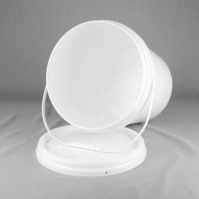 Opstapelbare 20 liter plastic of metalen emmers met UV-bestendige deksel