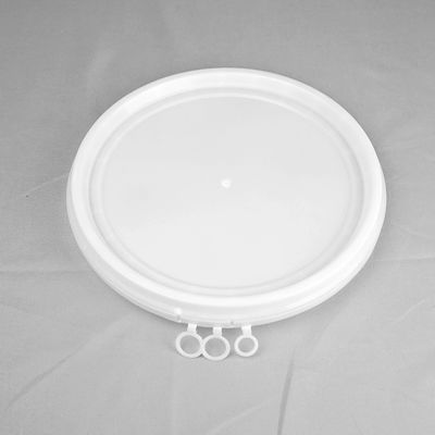 Ronde chemische emmer voor chemische opslag in witte buitenkant