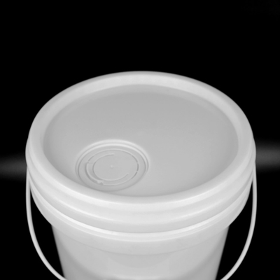 OEM ODM de Welkome Emmer van de Polypropyleen Plastic Olie met Spuitendeksel