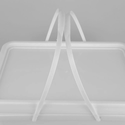 De Rechthoekige Plastic Verpakkende Trommel van de voedselrang 20kg met Deksel en Dubbele Handvatten